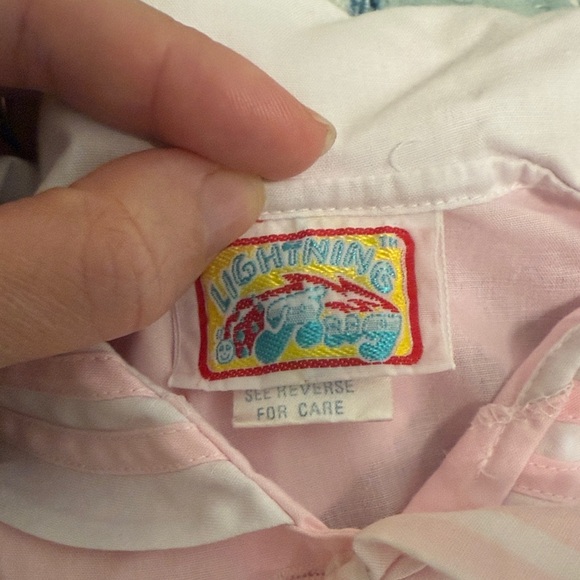 Vintage Pink Baby Romper with Bow by Lightning - Picture 2 of 6